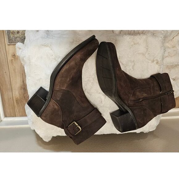 Cole Haan Distressed Brown Friar Ankle Boots Size 9 - Picture 8 of 12